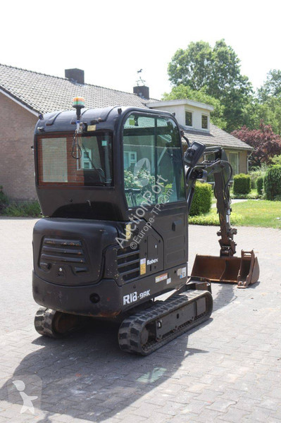 جرافة Hyundai R18-9AK