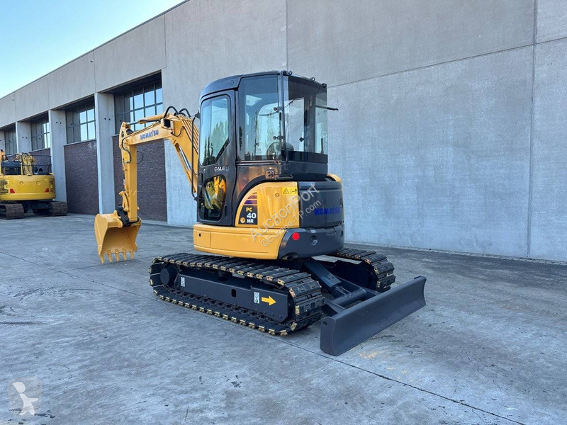 Rýpadlo Komatsu MR-2