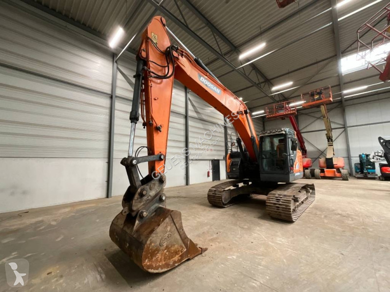 جرافة Doosan LCR5