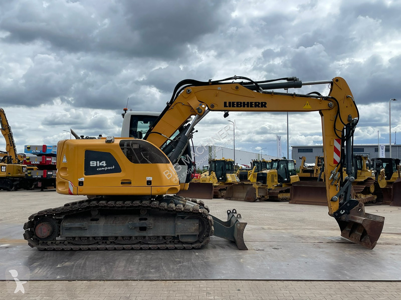 جرافة Liebherr R914 Compact