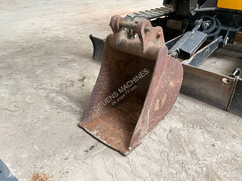 جرافة JCB 16 C-1