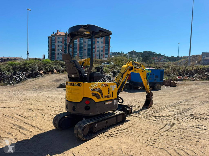 Skovl New Holland E17C