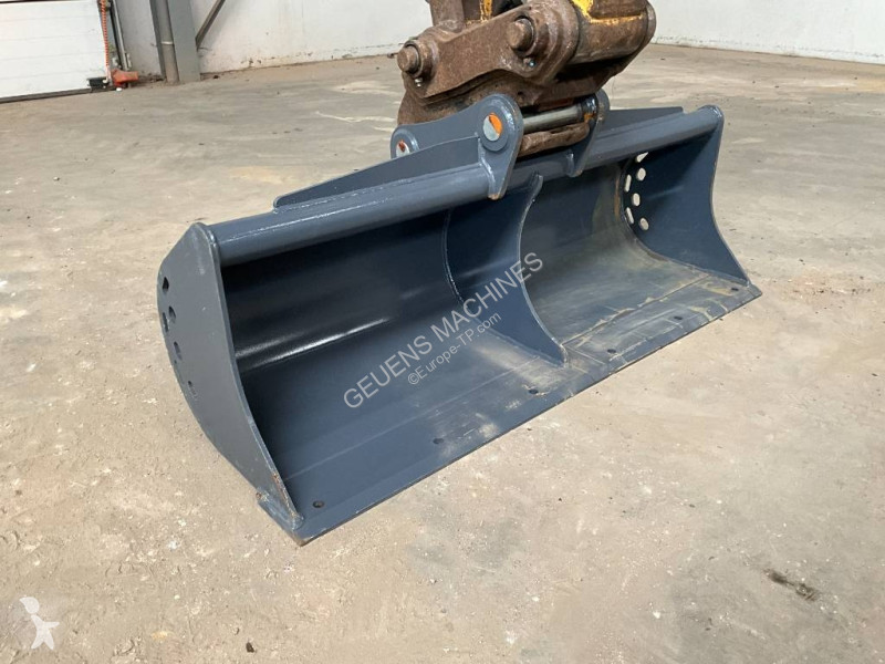 جرافة Caterpillar CR