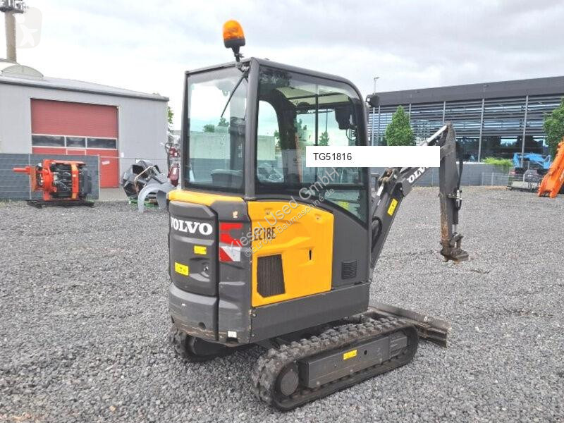 جرافة Volvo EC18E