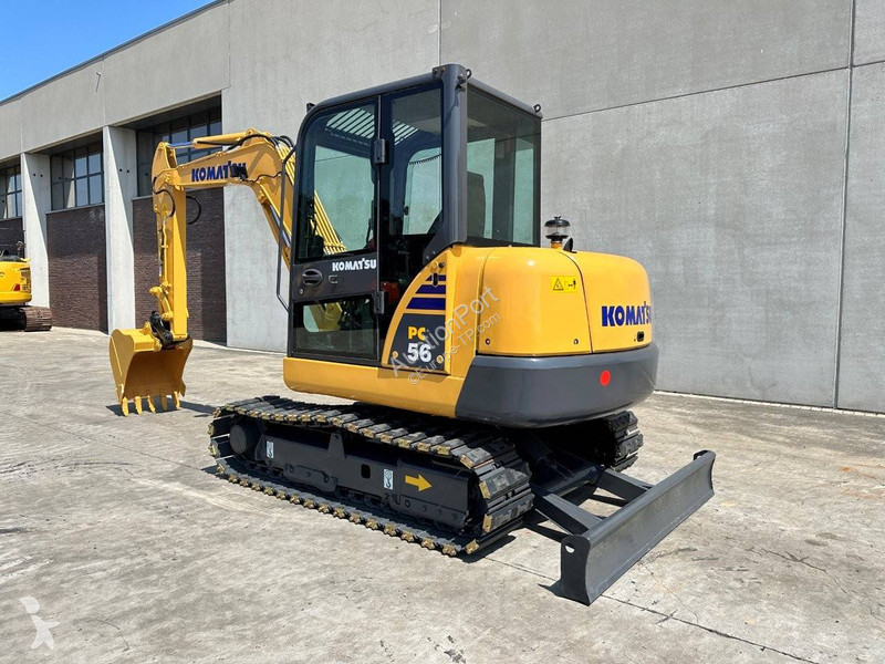 Rýpadlo Komatsu 7