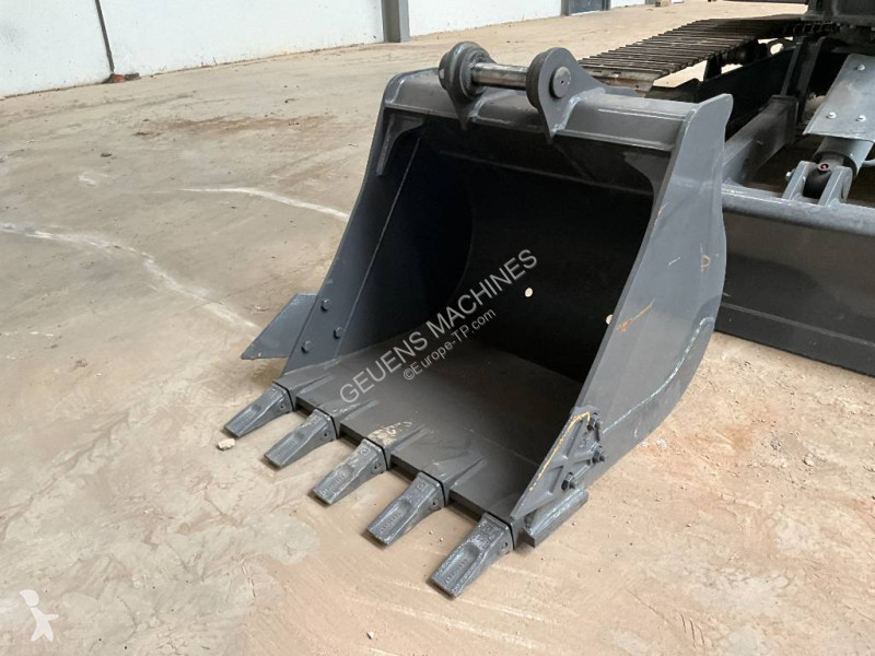 جرافة XCMG GA UNUSED