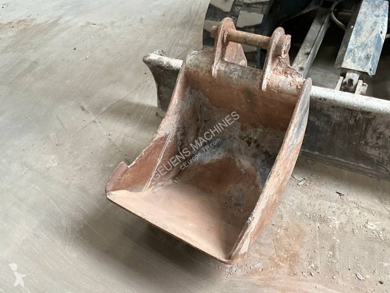 Lopatový nakládač Takeuchi 2902
