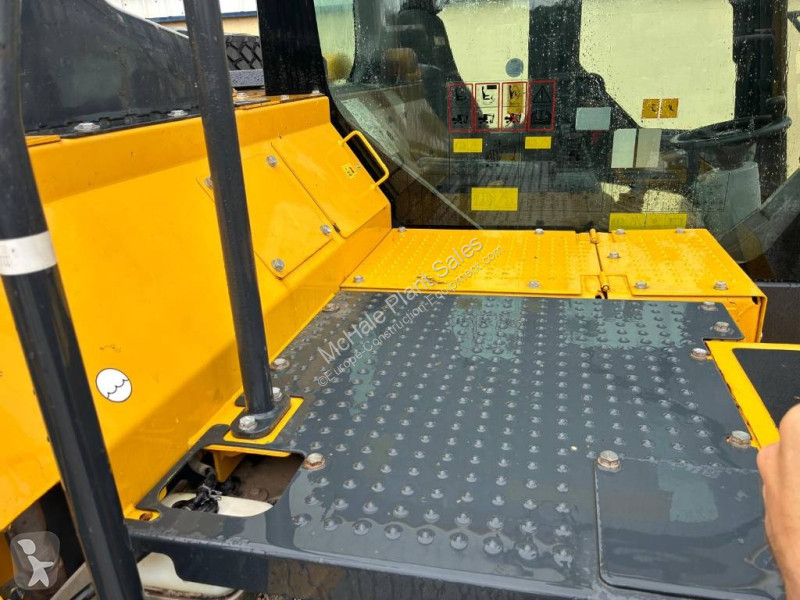 Rýpadlo Komatsu PW 138 MR-11