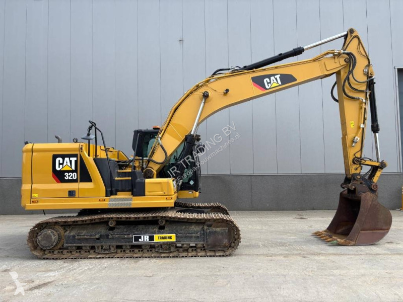 Escavatore Caterpillar 320