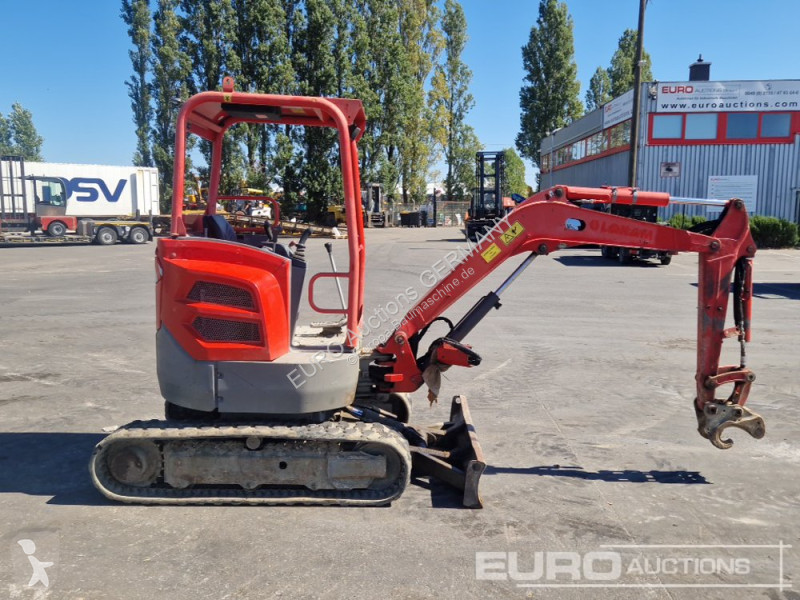 جرافة Volvo ECR25D