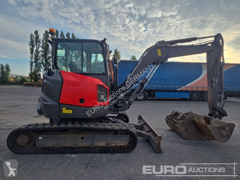 Багер Volvo ECR50F