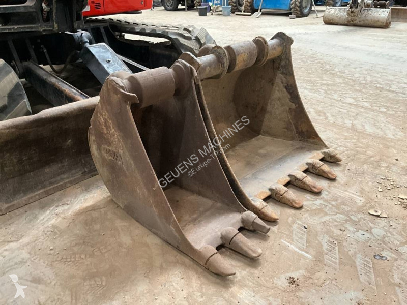 Pelle Kubota KX 080-4 A