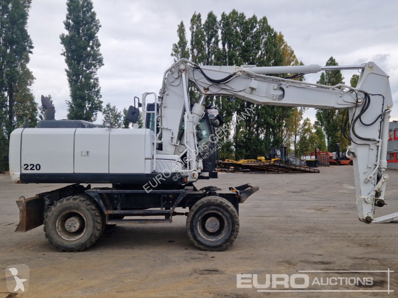 Pelle Hitachi ZX220W-5
