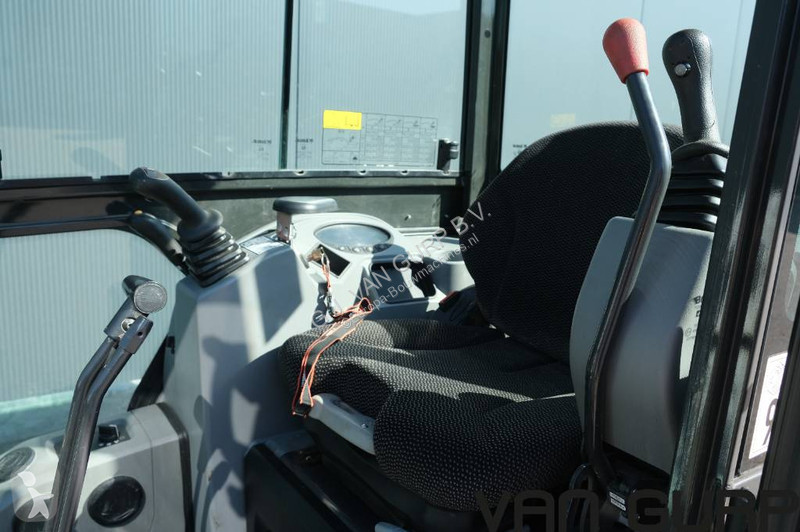 Lopatový nakládač Bobcat E 19 | 2023 | 500std