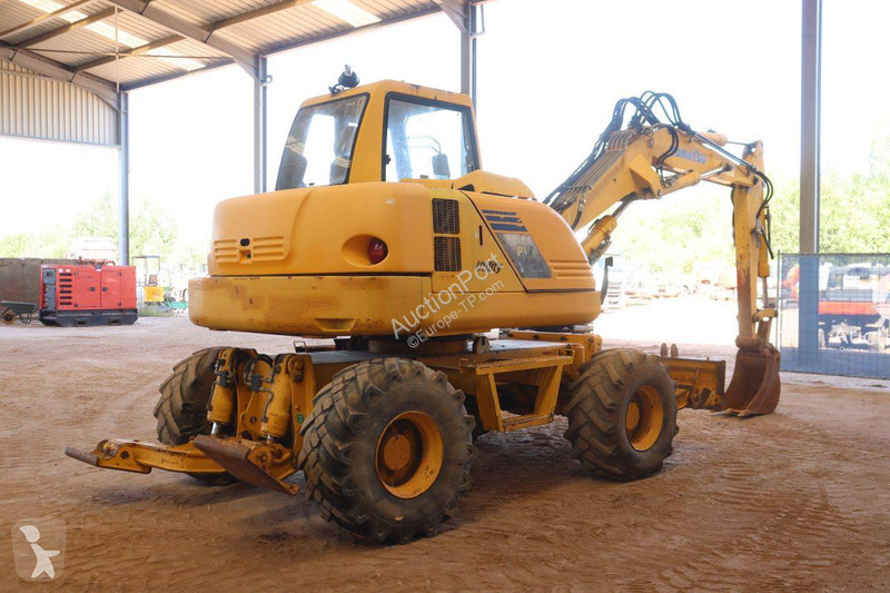 Komatsu 110R excavator