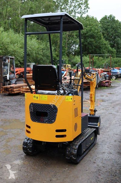 Excavator  HT10