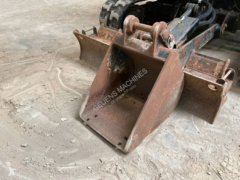 Excavator JCB 16 C-1