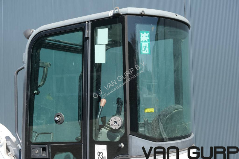 Lopatový nakládač Bobcat E 20
