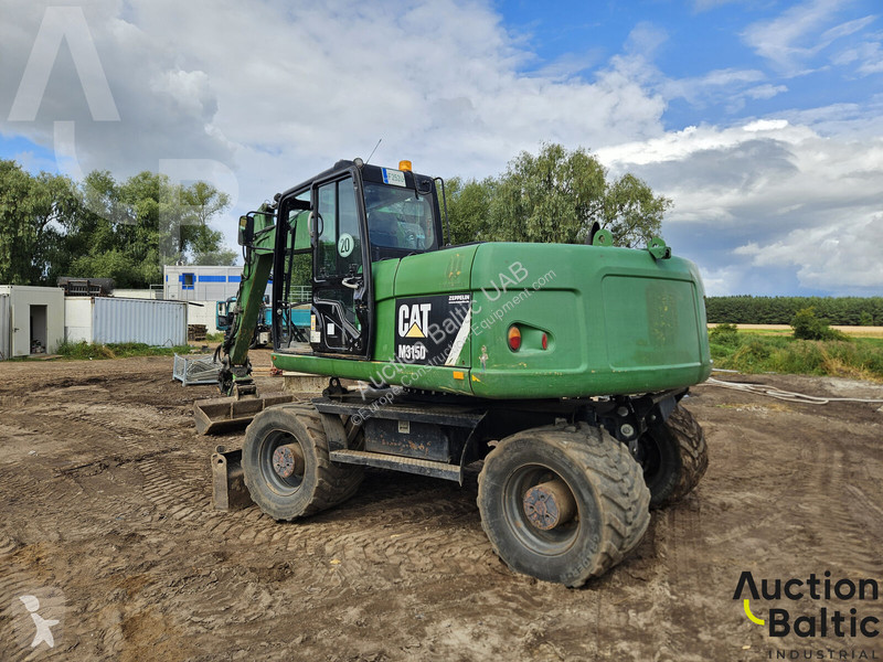 Caterpillar D excavator