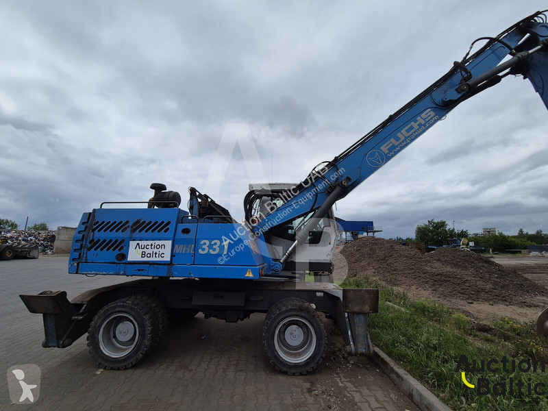 Excavator Terex