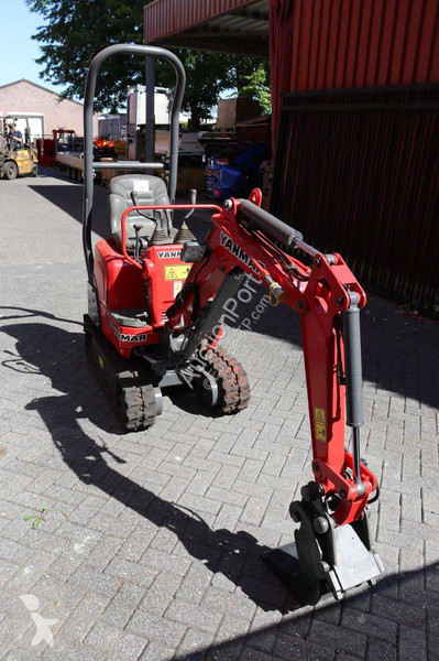 جرافة Yanmar SV08-1A(S)