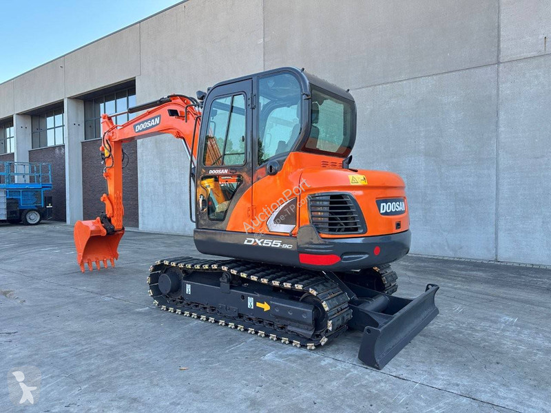 جرافة Doosan 9C