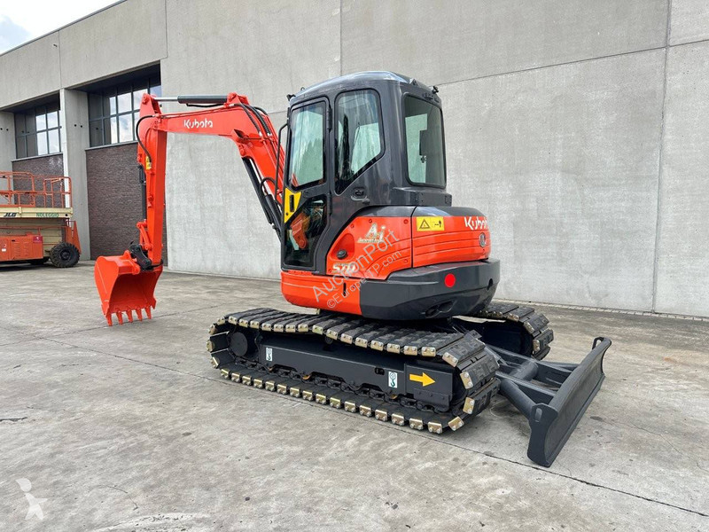 Excavadora Kubota SZ