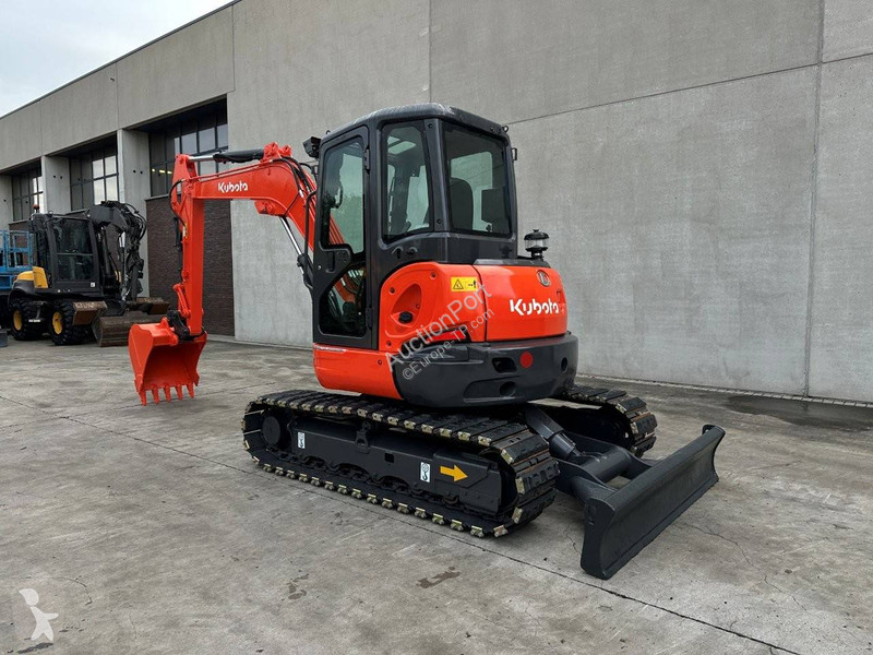 Excavadora Kubota