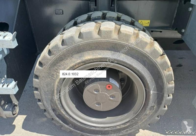 جرافة Sennebogen 824G