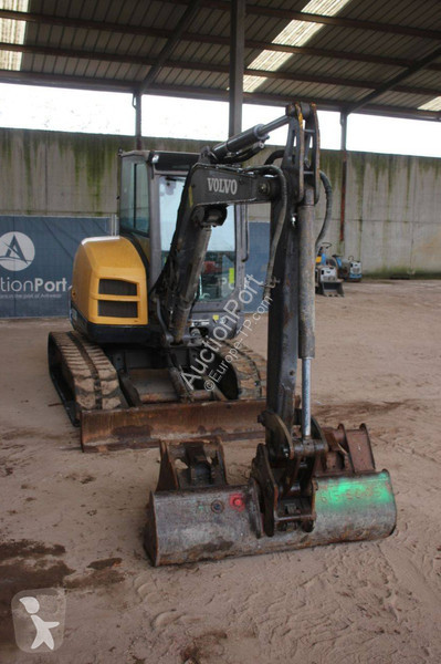 Excavadora Volvo ECR50D