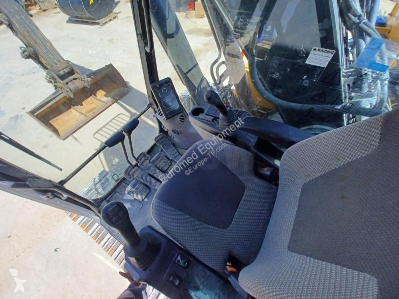 Pelle Volvo  EC220E
