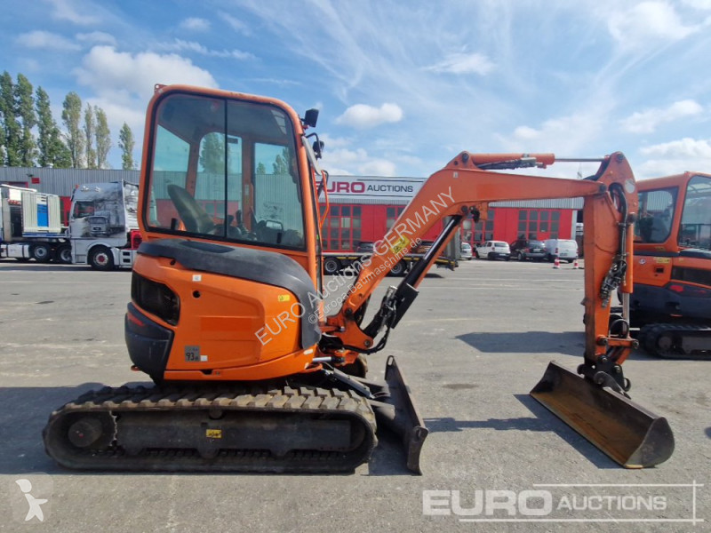 Багер Kubota U274