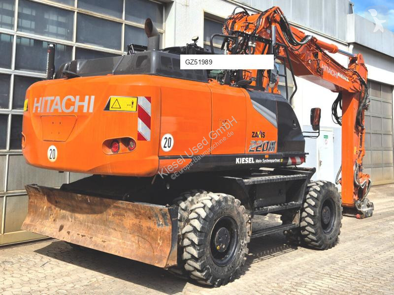 Excavadora Hitachi ZX220W-7