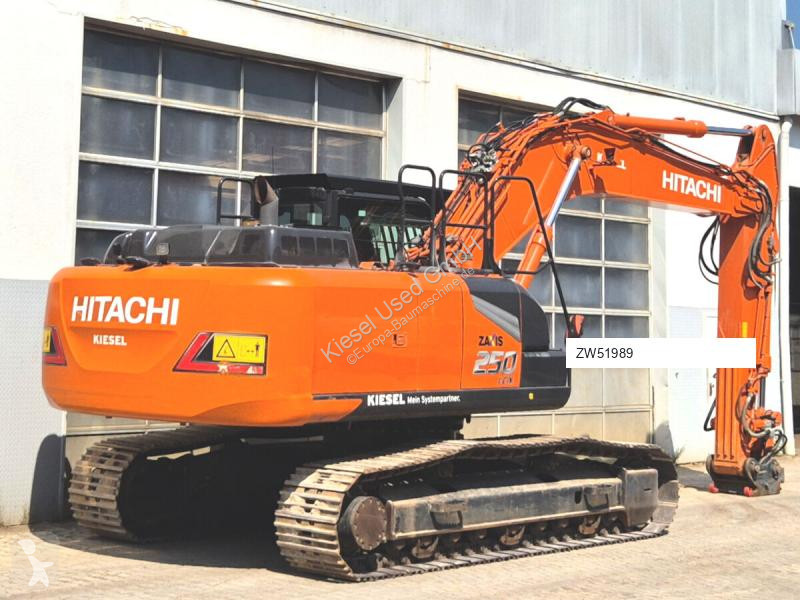 Pelle Hitachi 7