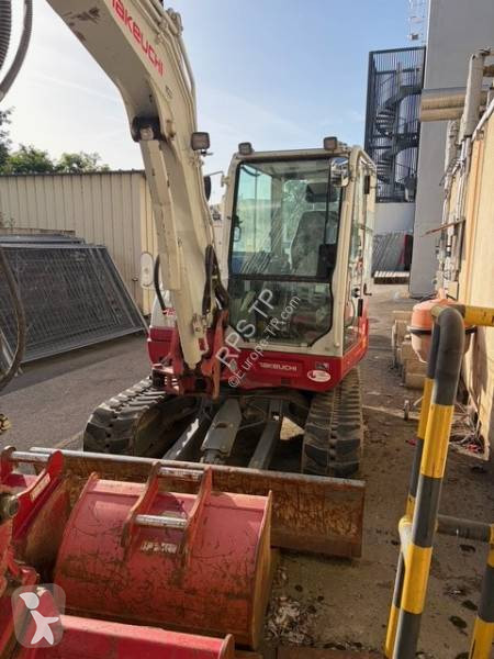 Pelle Takeuchi cabine