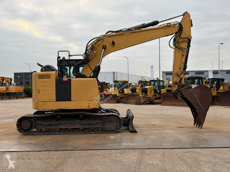 Pelle Caterpillar FLCR
