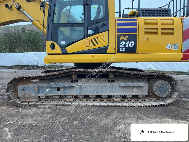 Pelle Komatsu 11