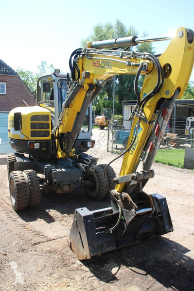 Excavadora Neuson 6503