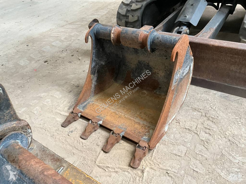 Багер Bobcat