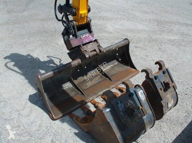 Багер JCB 8026 CTS