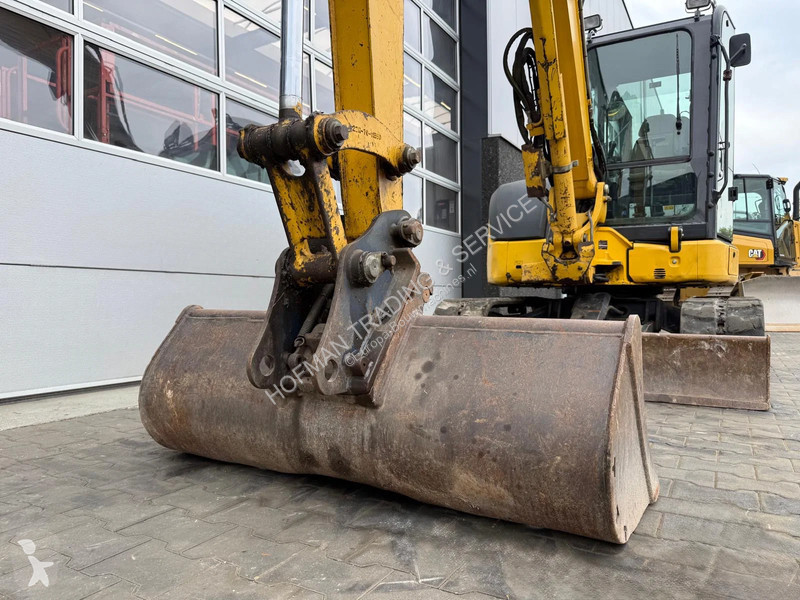 Багер Komatsu PC55MR-5