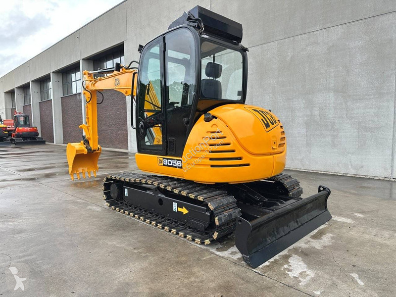 Graafmachine JCB 8056