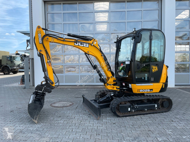 Excavadora JCB 9 CT / 151h / 2023 / Inkl....