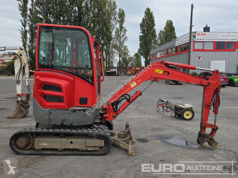 Graafmachine Volvo ECR25D