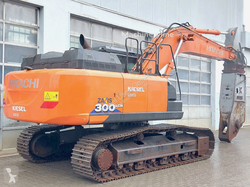 Екскаватор Hitachi +Demarec DXS-50