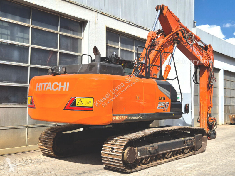 Екскаватор Hitachi 7