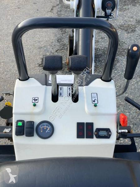 Bobcat z excavator