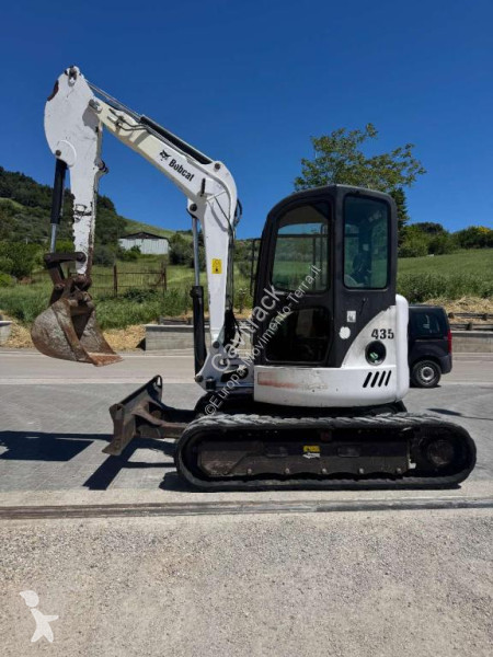 Bobcat 435 excavator