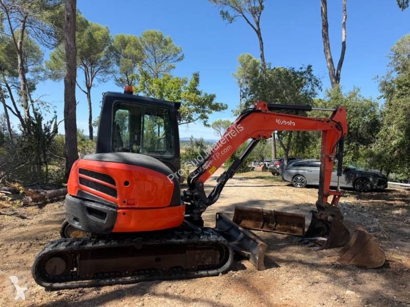Екскаватор Kubota