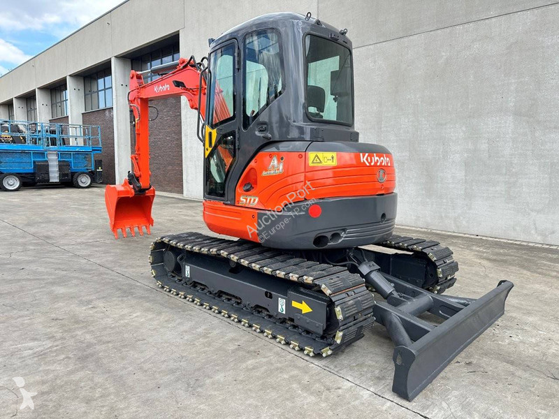 Excavadora Kubota KX155-3SZ